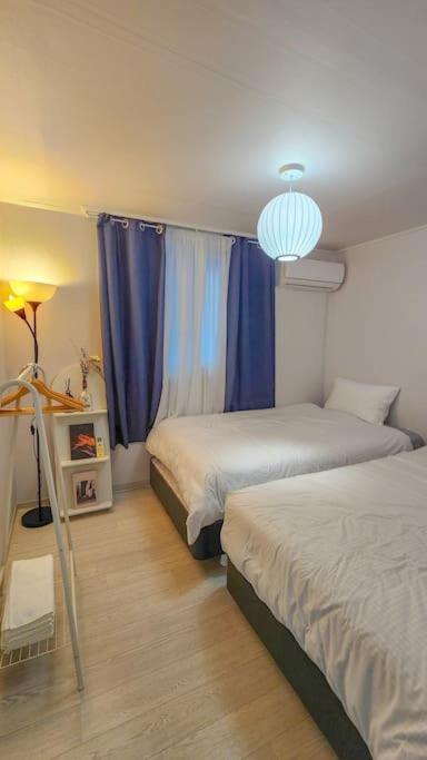 Hongdae Station House
