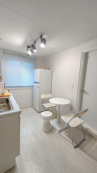 Apartment Hongdae Station House Seoul